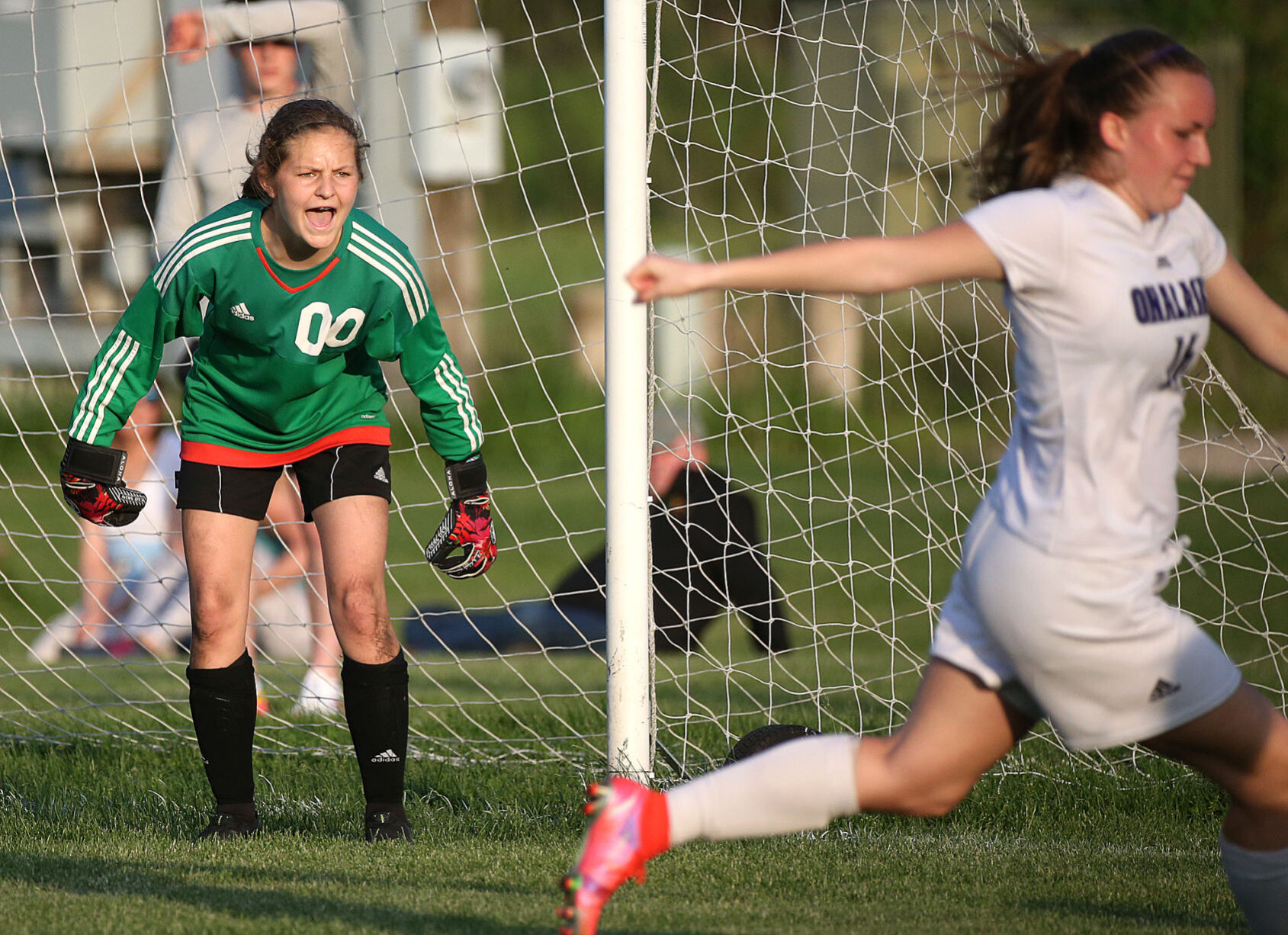May 25: Onalaska vs Aquinas